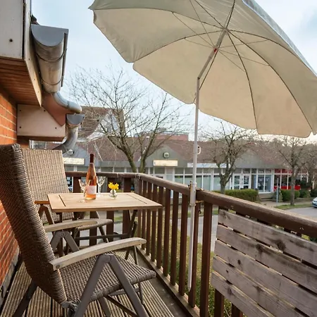 아파트 Waldstr 12, Whg Sommerinj Wyk