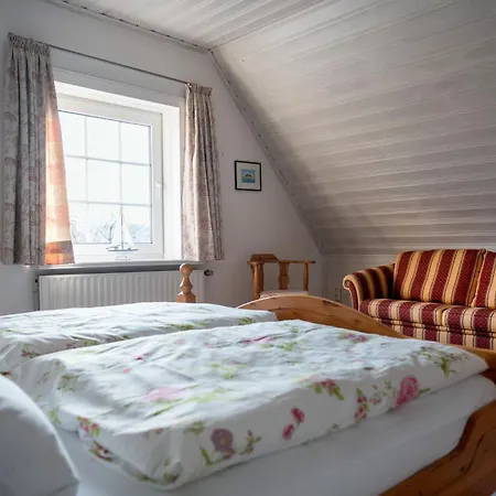 Waldstr 12, Whg Sommerinj Wyk 아파트 *